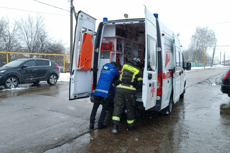 Сегодня на базе МБОУ «Уразовская СОШ» прошли всероссийские учения по действиям сотрудников охраны, обучающихся и работников образовательных организации при совершении преступления террористической направленности