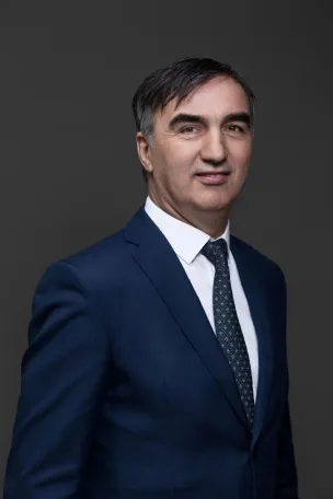 Ильясов Рафаэль Нябиуллович